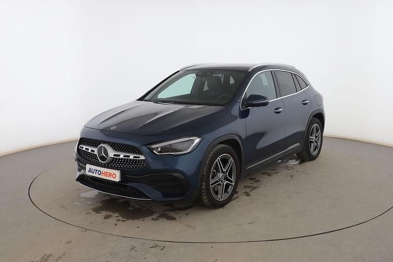 Usado Mercedes GLA220 AMG line 190 CV (139 kW) 2021 Azul SUV