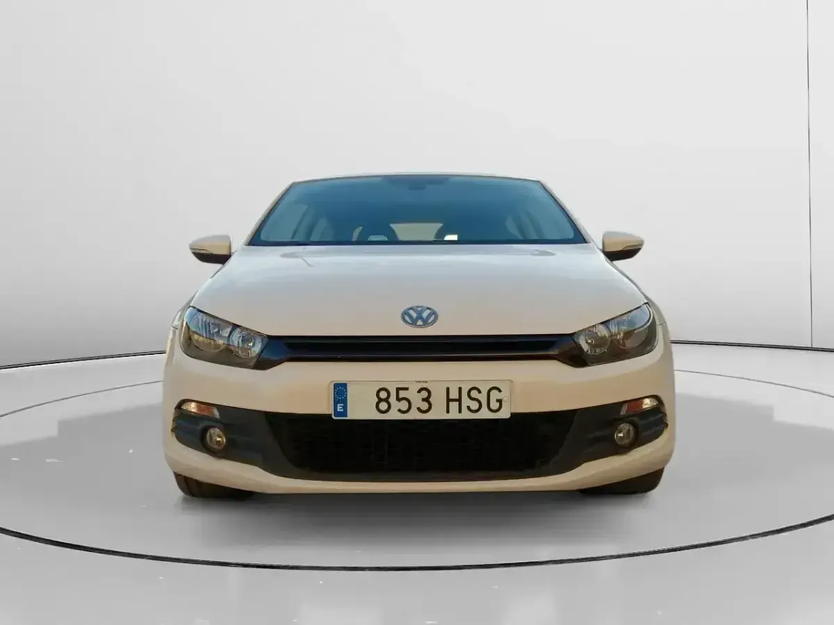 Usado VW Scirocco 122 CV (89 kW) 2013 Blanco Coupe