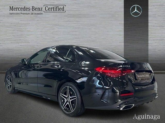 Usado Mercedes C220 200 CV (147 kW) 2025 Negro obsidiana