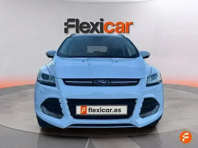 Usado Ford Kuga ST-Line 150 CV (110 kW) 2016 Blanco SUV