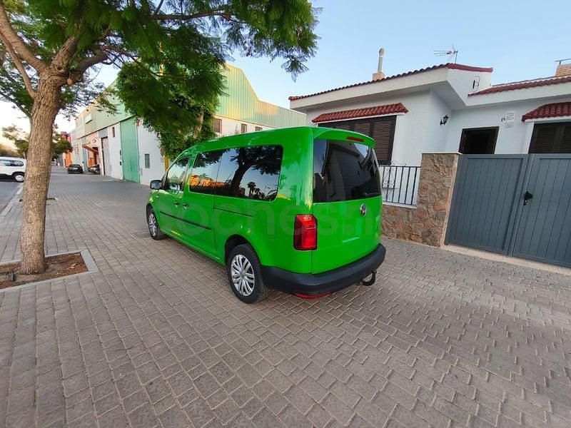 Usado VW Caddy California 122 CV (89 kW) 2020 Verde Monovolumen