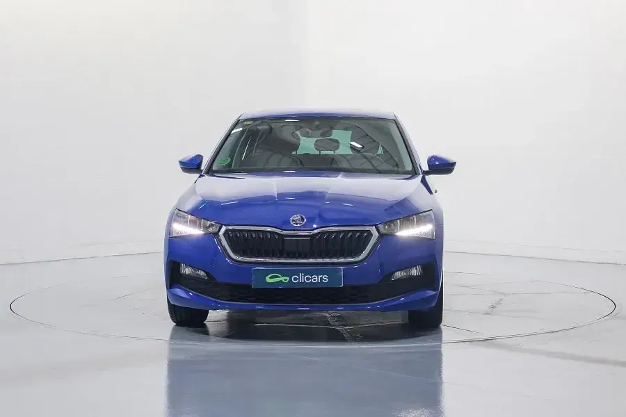 Usado Skoda Scala Ambition 95 CV (69 kW) 2020 Utilitario
