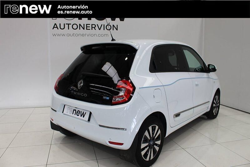 Usado Renault Twingo Zen 59 kW (81 CV) 2021 Blanco Utilitario