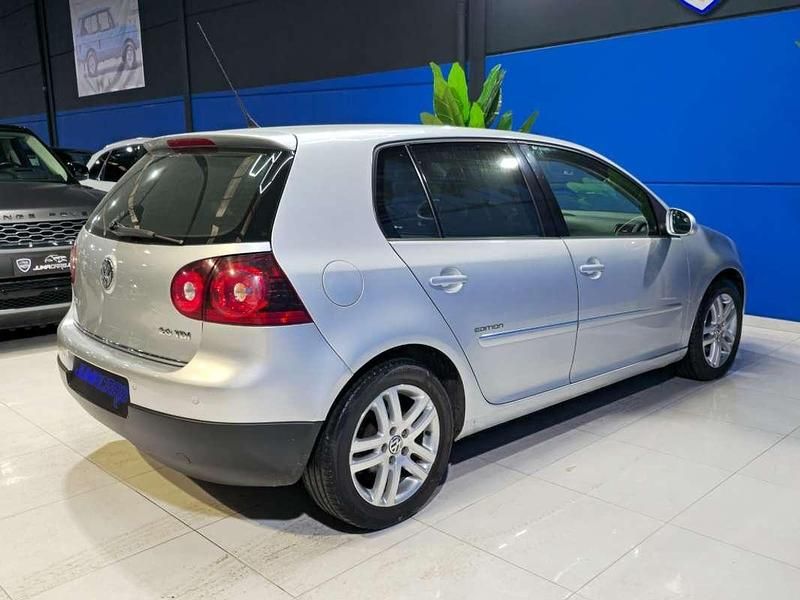 Usado VW Golf VI Sportline 140 CV (102 kW) 2008 Gris Utilitario