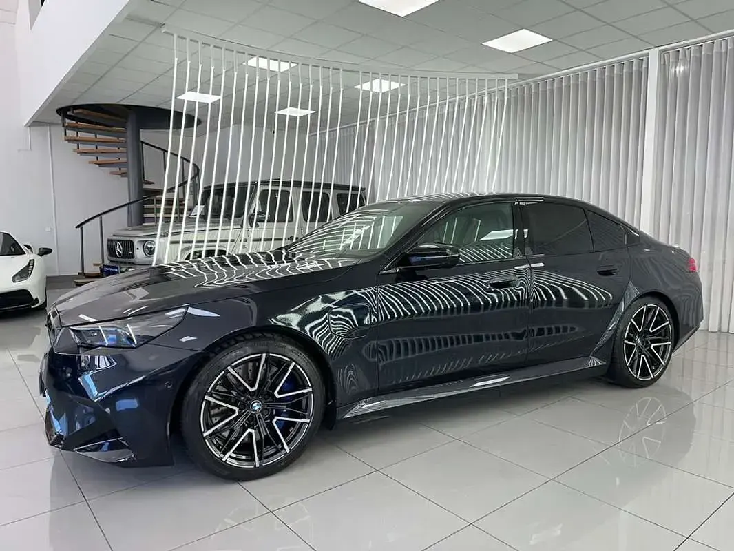Usado BMW M5 Comfort Edition 727 CV (534 kW) 2025 Negro Berlina