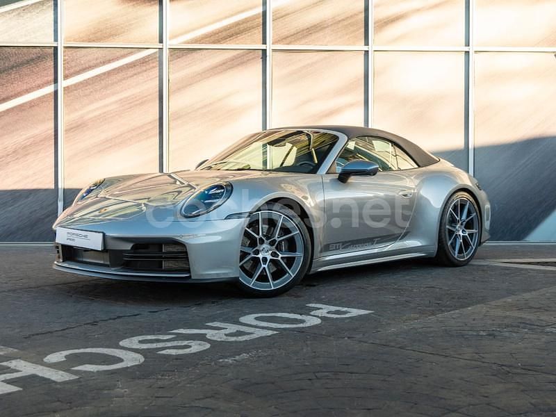 Gris / plata Usado 2025 Porsche 911 Carrera Cabriolet Descapotable | 182.400 € (Precio justo) - Imagen 1/4