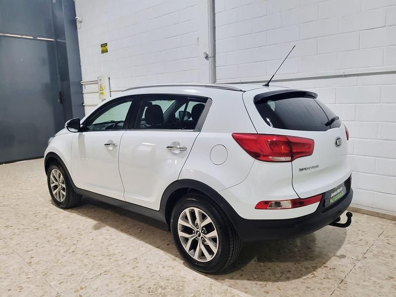 Usado Kia Sportage 132 CV (97 kW) 2016 Blanco SUV