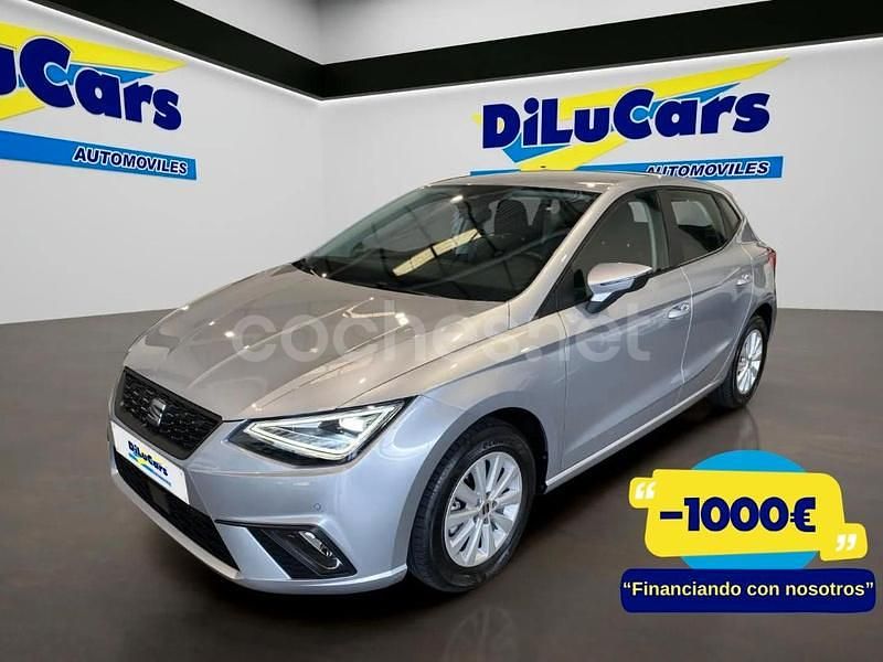 Usado Seat Ibiza Style 80 CV (58 kW) 2023 Gris / plata Berlina
