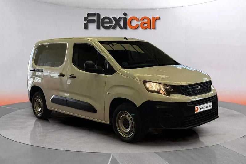 Blanco Usado 2022 Peugeot Partner Monovolumen | 12.490 € (Precio justo) - Imagen 1/4