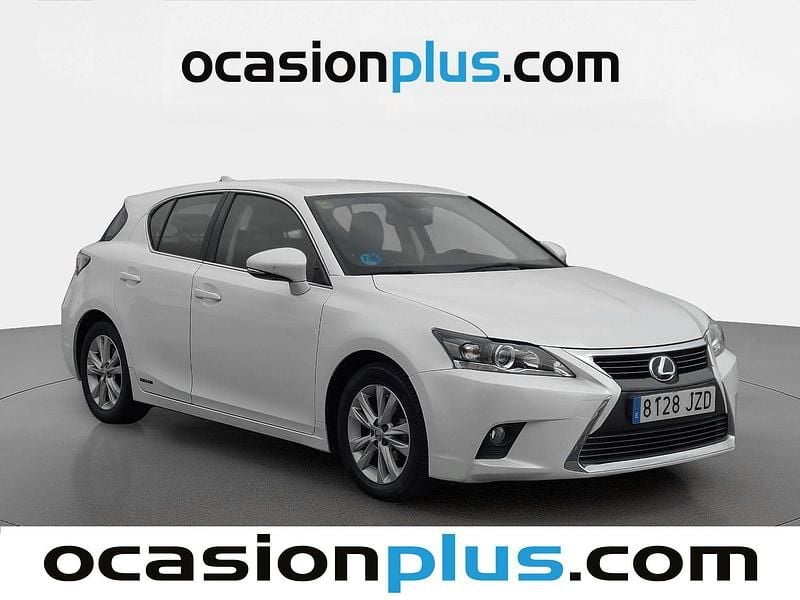 Usado Lexus CT200h Executive Line 136 CV (100 kW) 2017 Blanco Utilitario