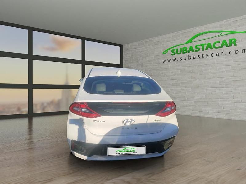 Usado Hyundai Ioniq Style 141 CV (103 kW) 2018 Blanco Utilitario