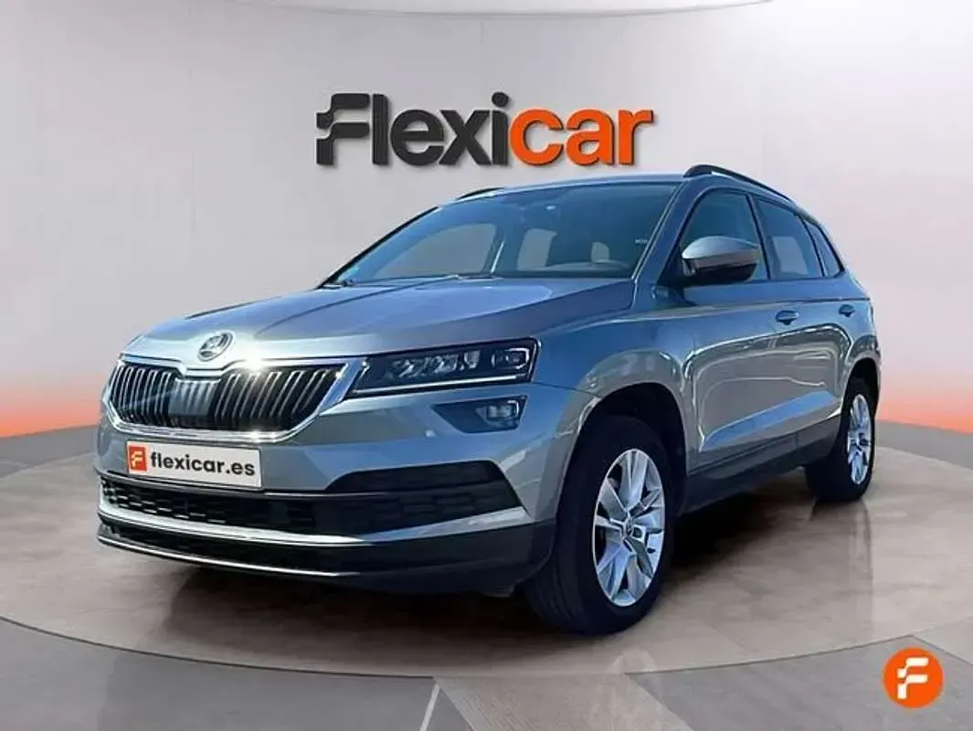 Usado Skoda Karoq Ambition 150 CV (110 kW) 2020 Gris SUV