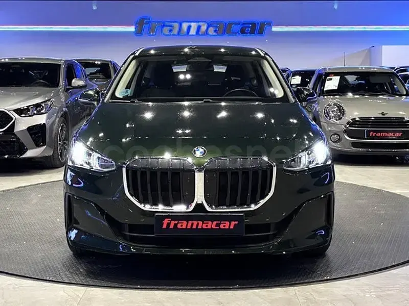 Usado BMW 218 150 CV (110 kW) 2023 Verde Familiar