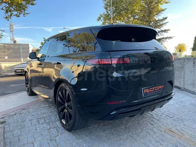 Begagnad Land Rover Range Rover Sport SE Dynamic 300 HK (220 kW) 2023 Svart SUV