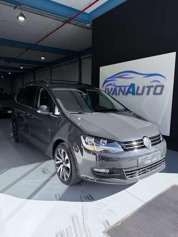 Gris Usado 2021 VW Sharan Advance Monovolumen | 31.990 € (Precio justo) - Imagen 1/4