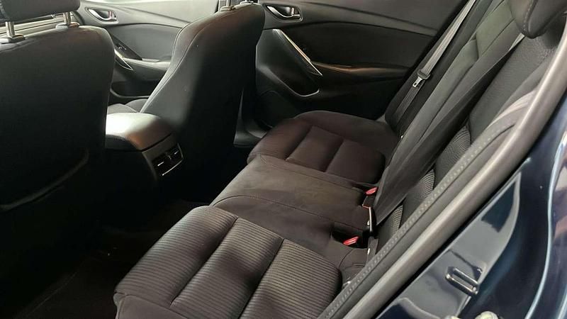 Usado Mazda 6 Luxury 175 CV (128 kW) 2017 Azul Berlina