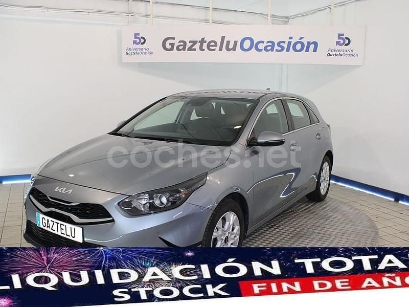 Gris Usado 2022 Kia Ceed Utilitario | 20.400 € (Precio justo) - Imagen 1/4