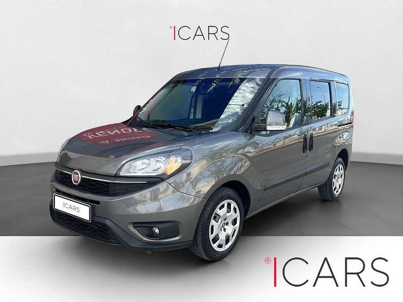 Gris Usado 2019 Fiat Doblò Easy Monovolumen | 13.800 € (Caro) - Imagen 1/4