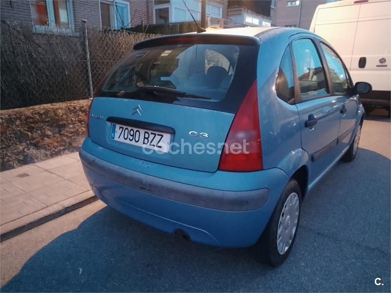 Usado Citroën C3 75 CV (55 kW) 2002 Azul Utilitario