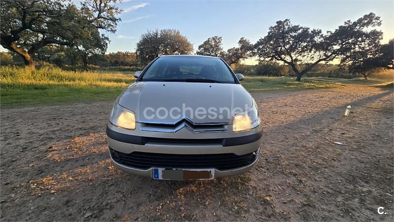 Używany Citroën C4 92 KM (67 kW) 2006 Beżowy Sedan/Limuzyna