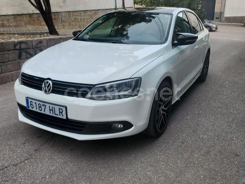 Blanco Usado 2012 VW Jetta Sport Berlina | 7500 € (Precio justo) - Imagen 1/4