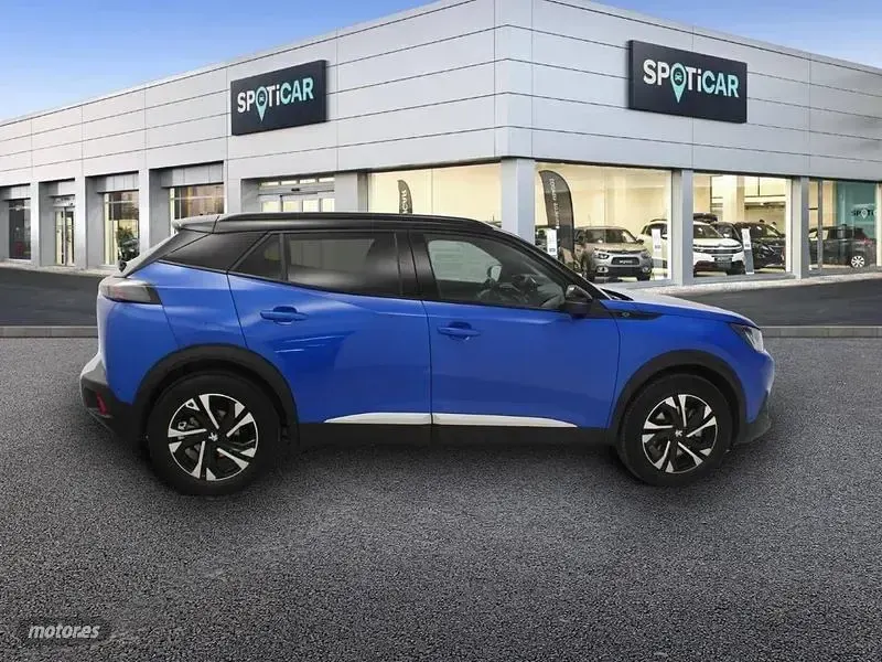Usado Peugeot e-2008 GT 100 kW (136 CV) 2023 Azul SUV