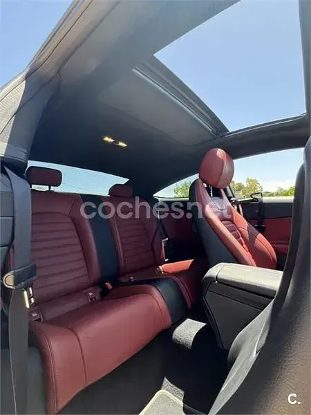 Usado Mercedes C220 194 CV (142 kW) 2019 Blanco Coupe