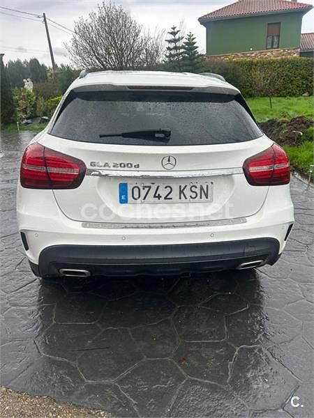 Usado Mercedes GLA200 136 CV (100 kW) 2018 Blanco SUV