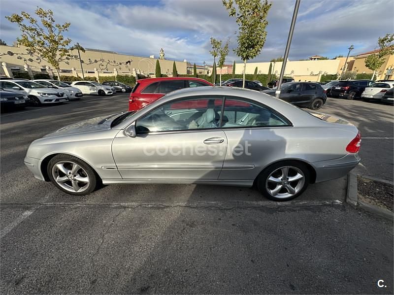 Usado Mercedes CLK200 Avantgarde 163 CV (119 kW) 2003 Gris / plata Coupe