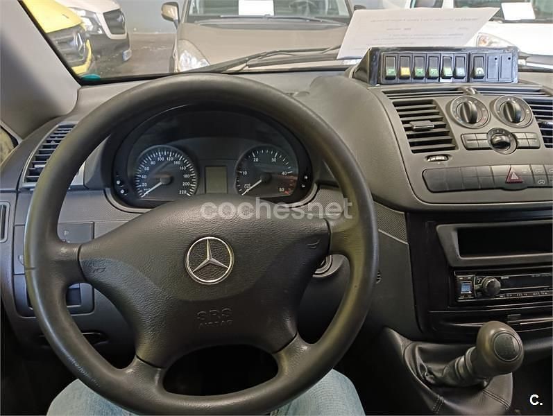 Usado Mercedes V220 Marco Polo 163 CV (119 kW) 2014 Amarillo Monovolumen