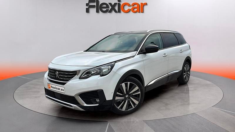 Usado Peugeot 5008 Allure 131 CV (96 kW) 2018 Blanco Monovolumen