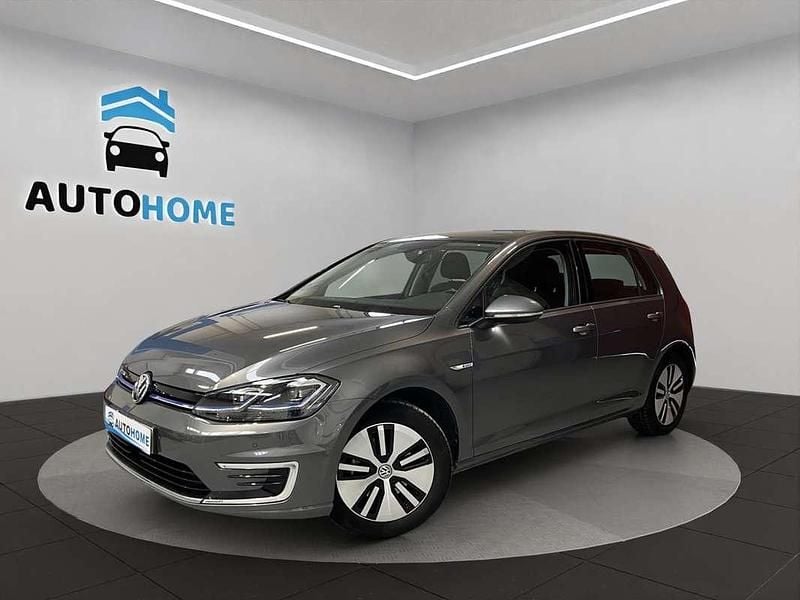 Usado VW e-Golf 100 kW (136 CV) 2019 Gris Utilitario