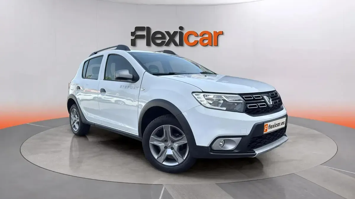 Usado Dacia Sandero Comfort 90 CV (66 kW) 2019 Berlina