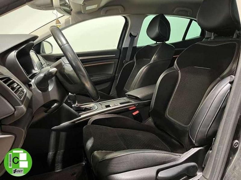 Usado Renault Mégane GrandTour GT-Line 116 CV (85 kW) 2022 Negro Familiar