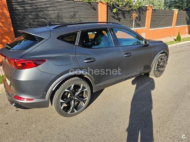 Usado Cupra Formentor 310 CV (228 kW) 2021 Gris / plata SUV