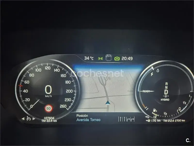 Usado Volvo XC60 Momentum 407 CV (299 kW) 2020 Azul SUV