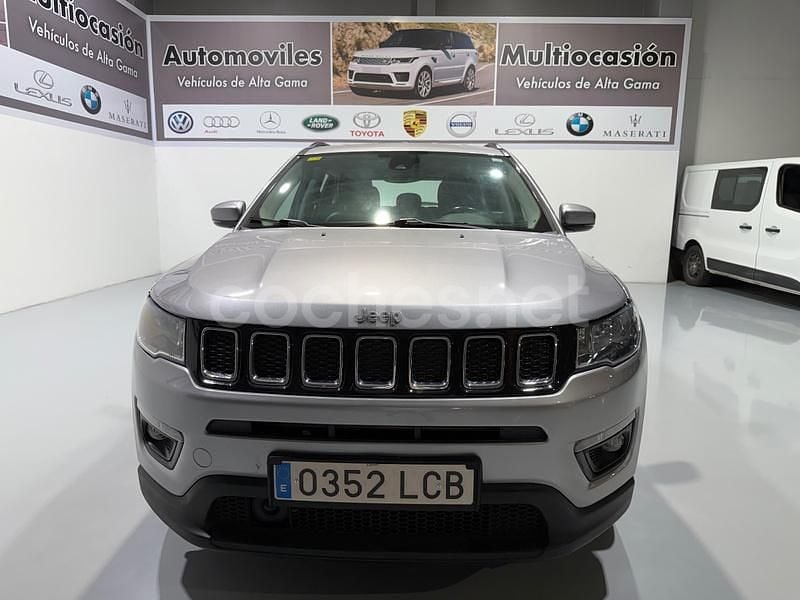 Usado Jeep Compass Longitude 120 CV (88 kW) 2020 Gris / plata SUV