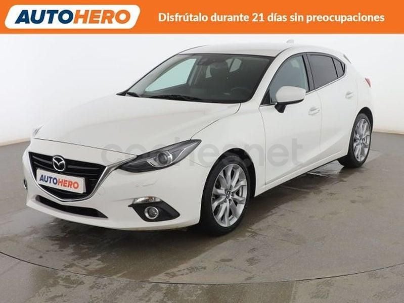 Usado Mazda 3 Luxury 120 CV (88 kW) 2015 Blanco Berlina
