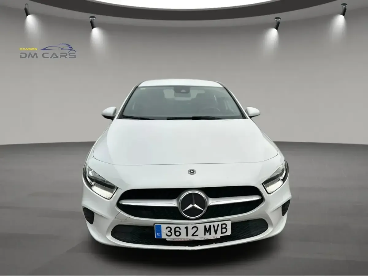 Usado Mercedes A180 116 CV (85 kW) 2021 Blanco Berlina