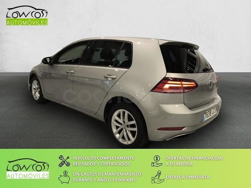 Usado VW Golf VII Advance 115 CV (84 kW) 2019 Gris / plata Berlina