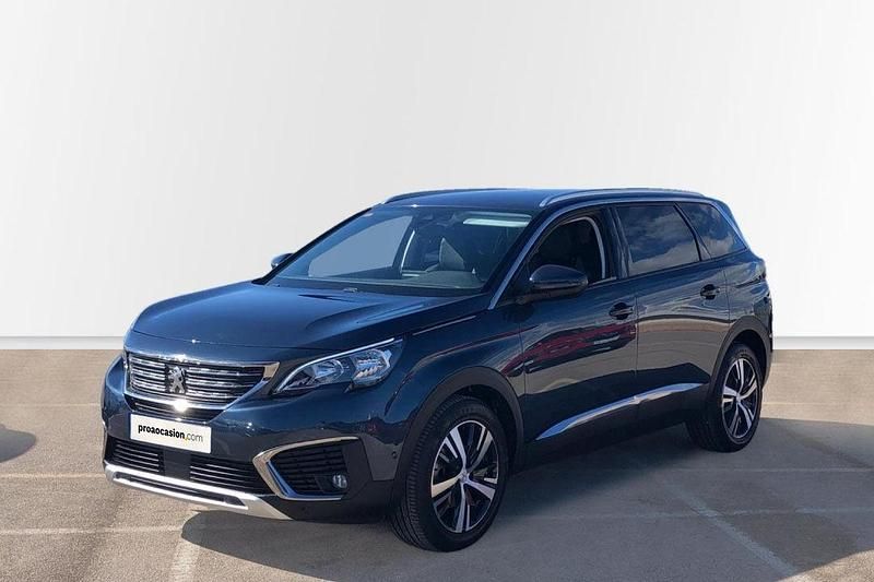Usado Peugeot 5008 Allure 130 CV (95 kW) 2019 Azul SUV