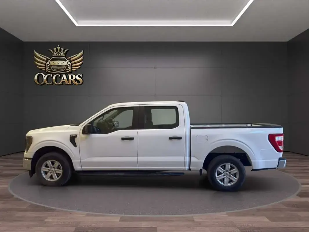 Usado Ford V8 XLT 405 CV (297 kW) 2021 Blanco SUV