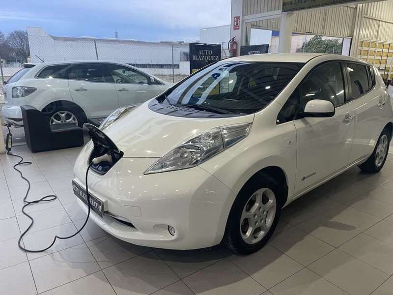 Używany Nissan Leaf Tekna 80 kW (109 KM) 2017 Biały Hatchback