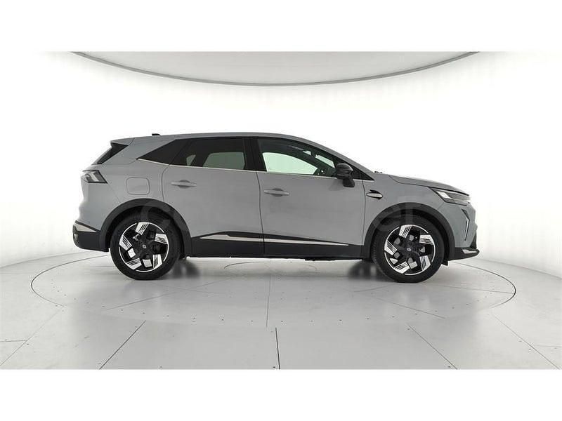 Usado Renault Symbioz Iconic 145 CV (106 kW) 2025 Gris / plata SUV