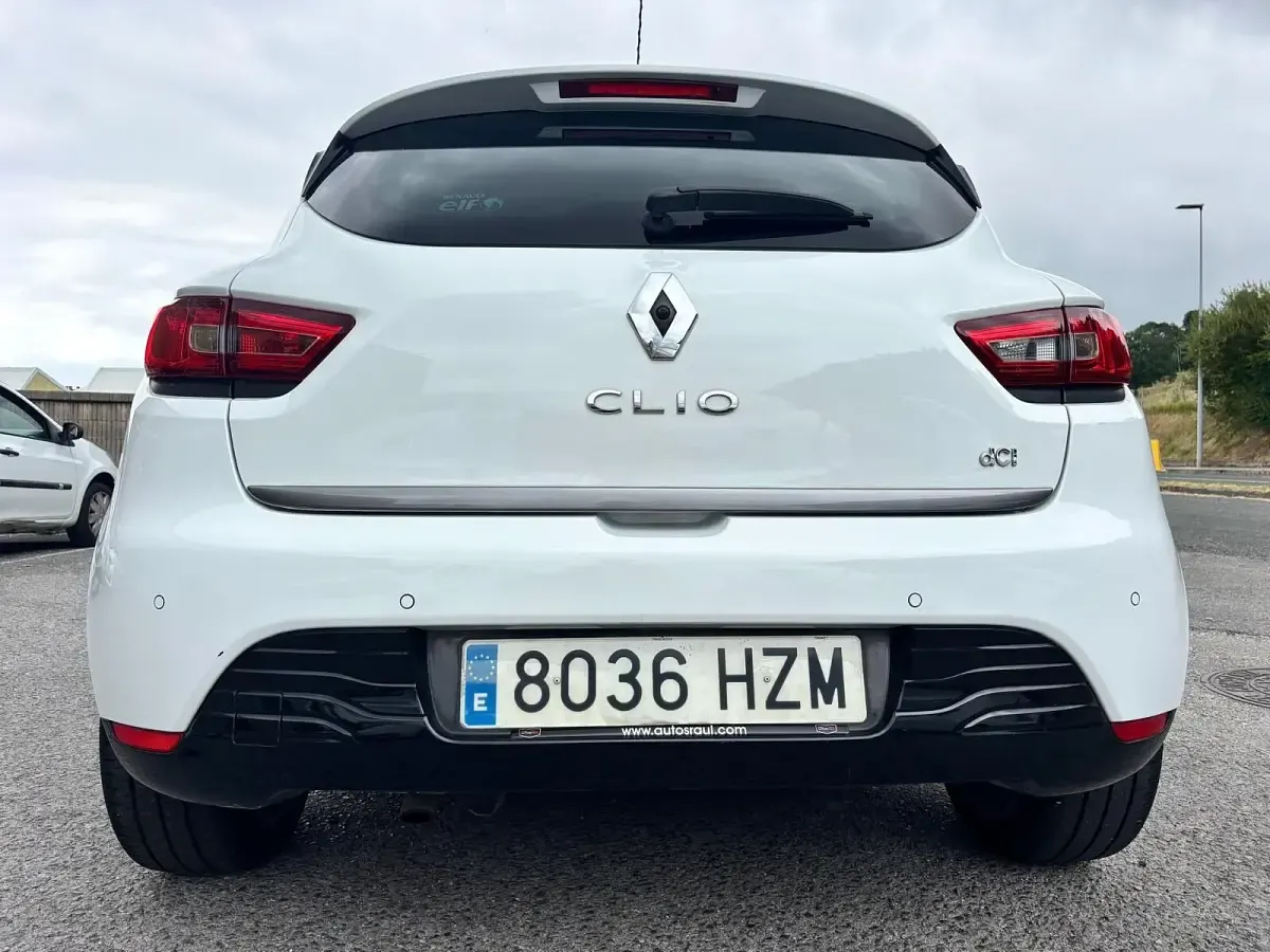 Usado Renault Clio 90 CV (66 kW) 2014