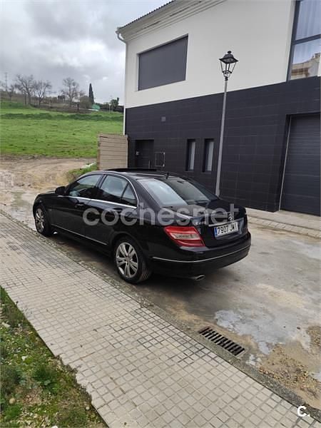 Usado Mercedes C220 Avantgarde 150 CV (110 kW) 2008 Negro Berlina