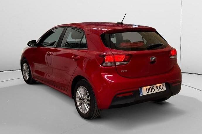 Usado Kia Rio 84 CV (61 kW) 2018