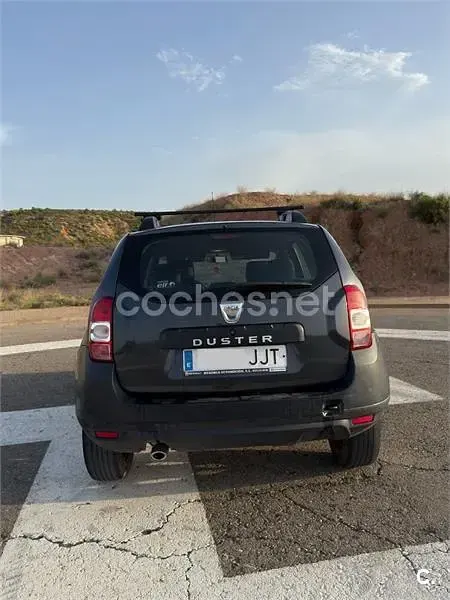 Usado Dacia Duster Ambiance 90 CV (66 kW) 2016 Gris / plata SUV