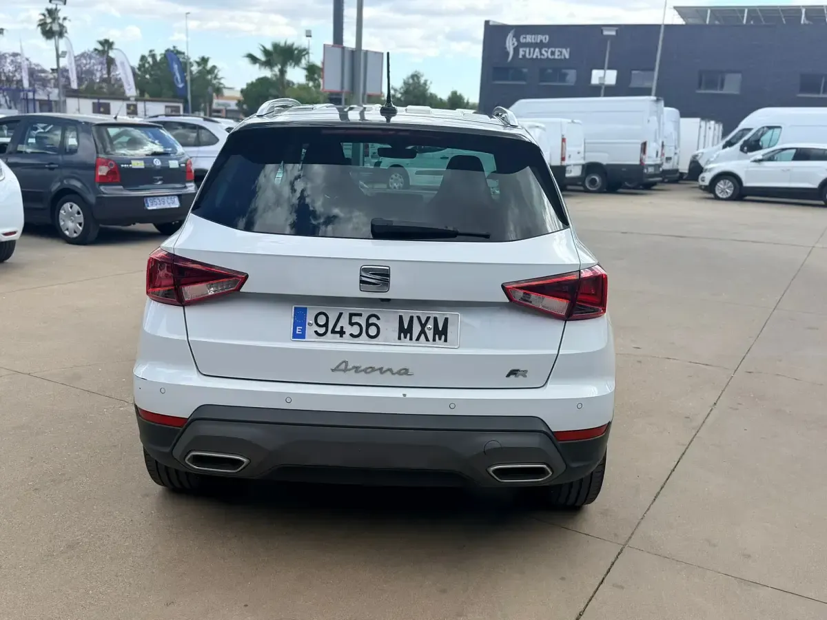 Usado Seat Arona FR 150 CV (110 kW) 2024 Blanco SUV