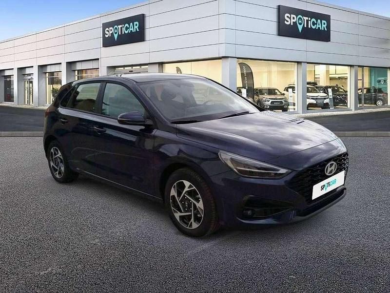 Nuevo Hyundai i30 97 CV (71 kW) 2025 Azul Berlina